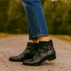 Kate Spade SZ 9.5 Women's Stable Black Leather Bootie